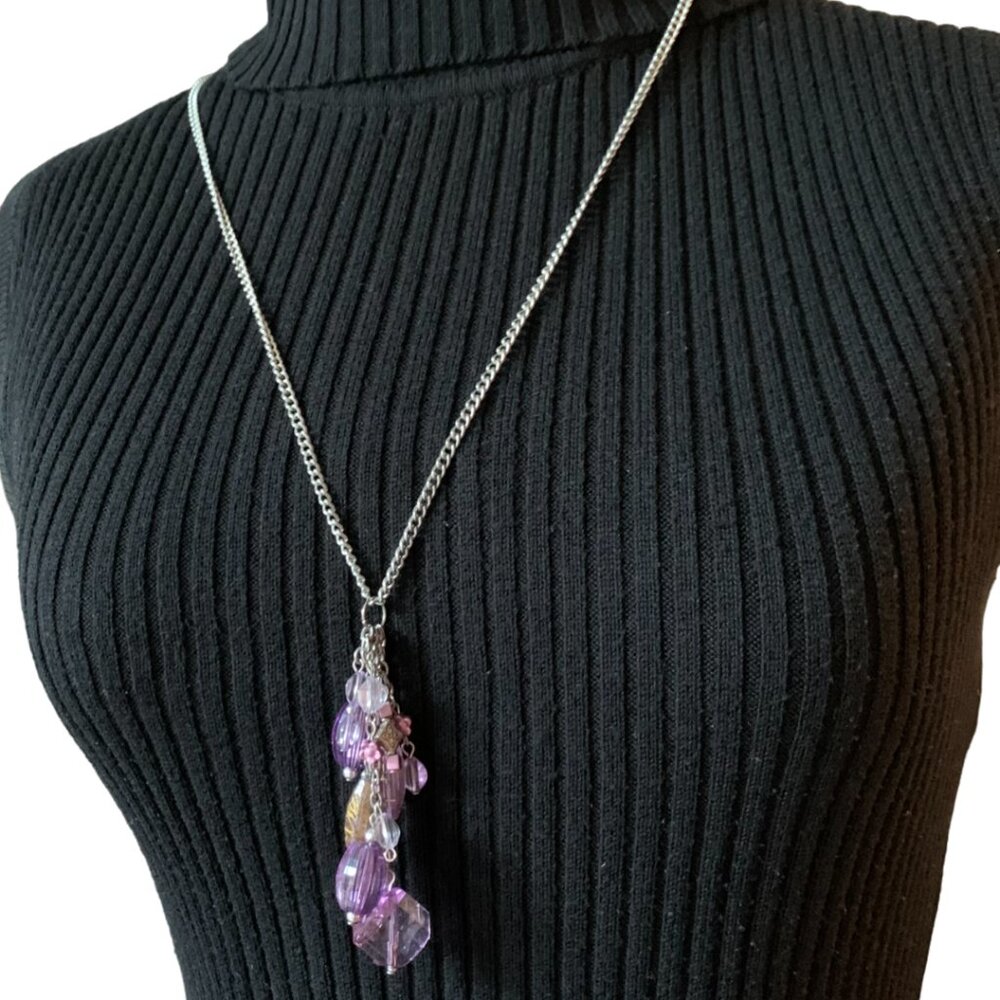 CREATION -  - Pendant necklace - long chain with violet beads central pieces